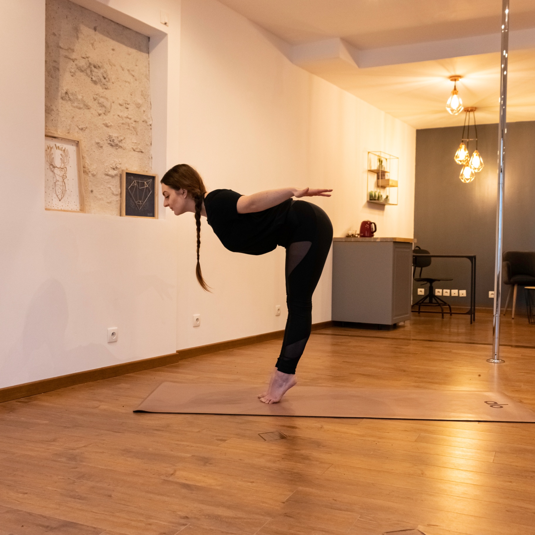 Yoga vinyasa - Chakra racine